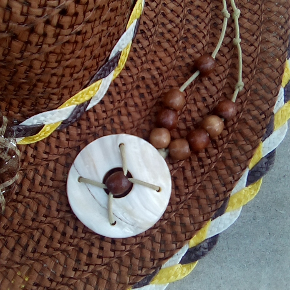 70s Style Boho Beach Necklace Large MOP Medallion